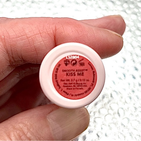 Doll 10 Smooth Lipstick-Kiss Me - Picture 4 of 4